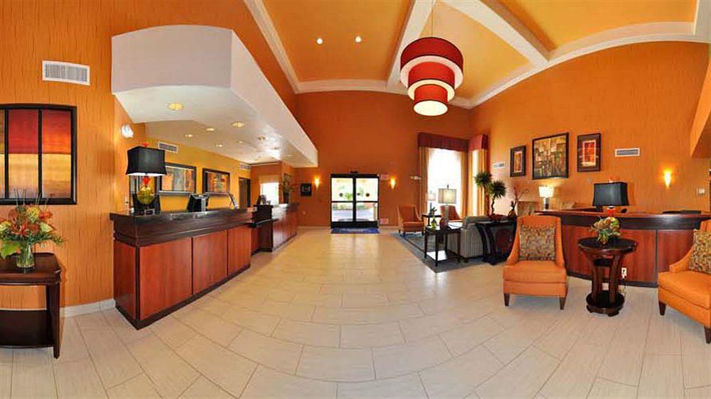Best Western Plus Fresno Inn Bagian luar foto