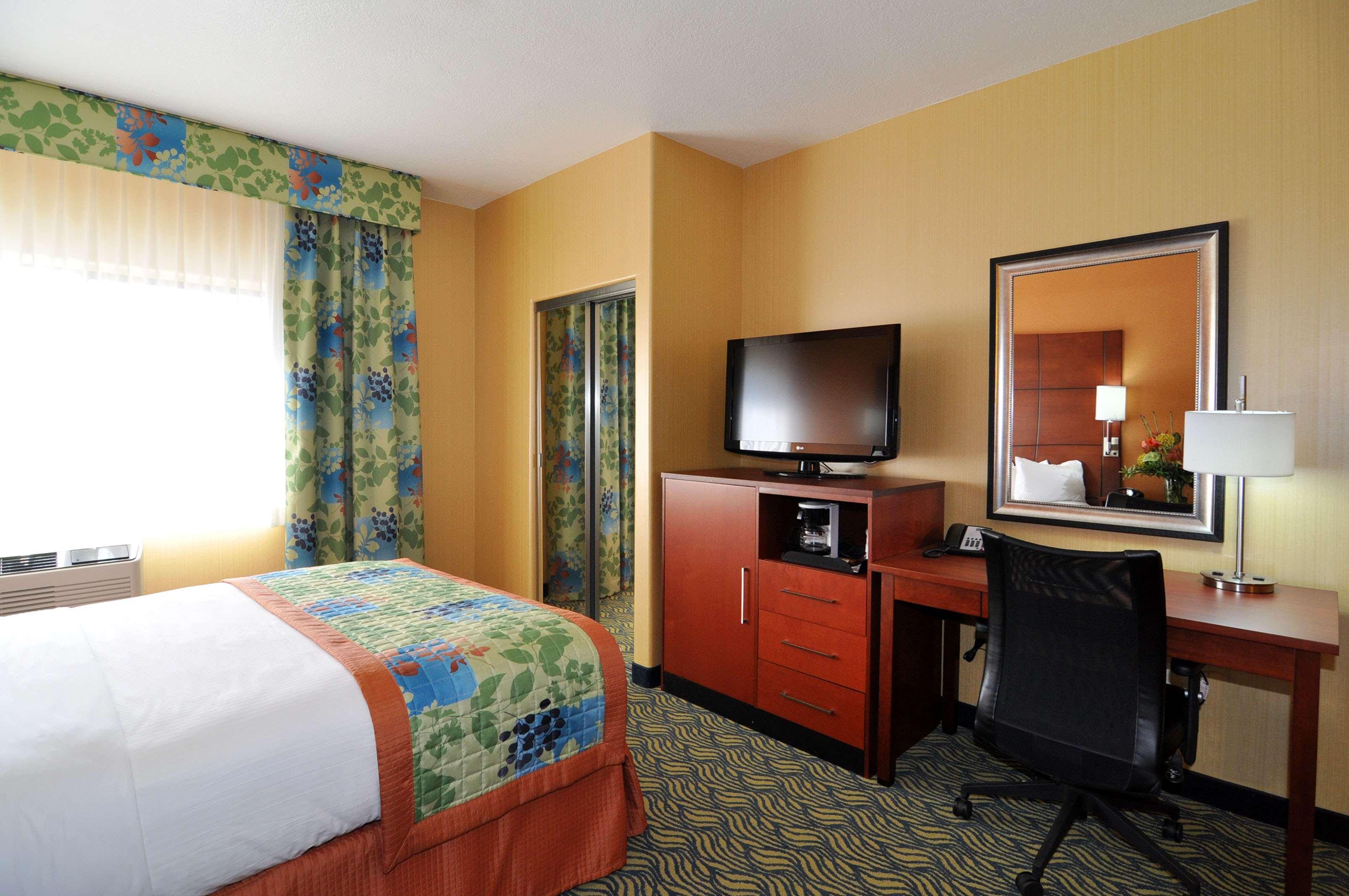 Best Western Plus Fresno Inn Ruang foto